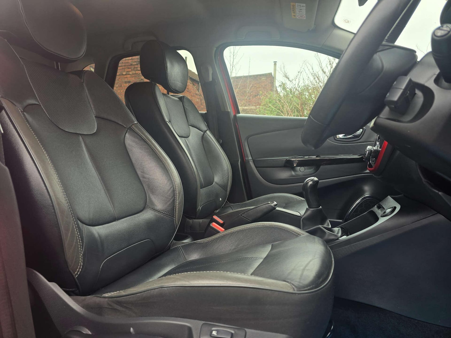 Used Renault Captur 2015 for sale - 77970177: Photo 23