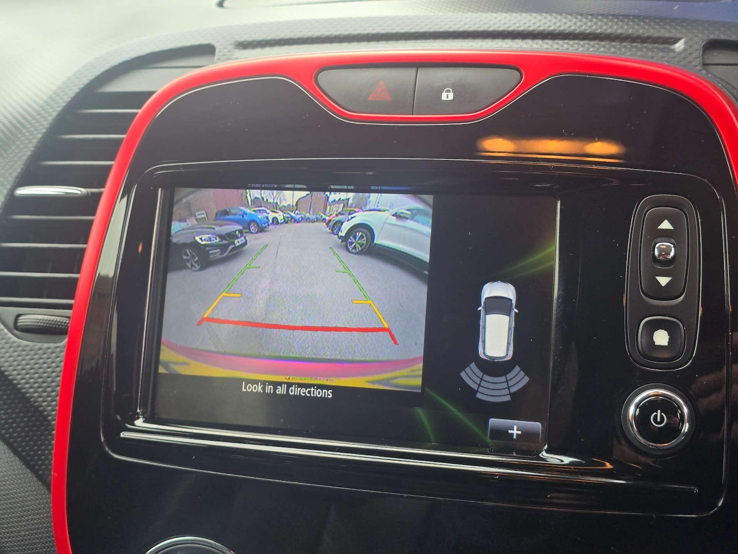 Used Renault Captur 2015 for sale - 77970177: Photo 34