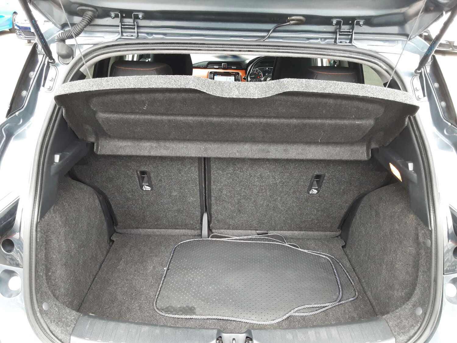 Used Nissan Micra 2017 for sale - 76404646: Photo 30