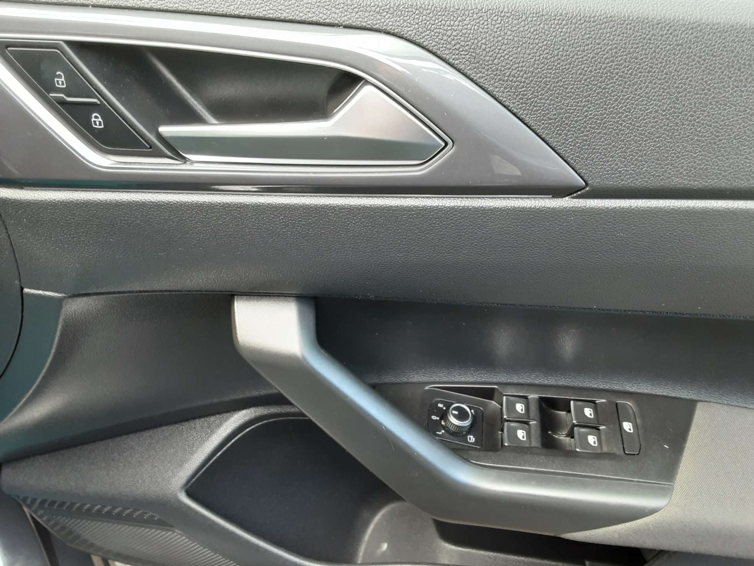 Used Volkswagen Polo 2020 for sale - 76404637: Photo 25