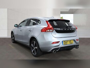 Used Volvo V40 2017 for sale - 78600908: Photo