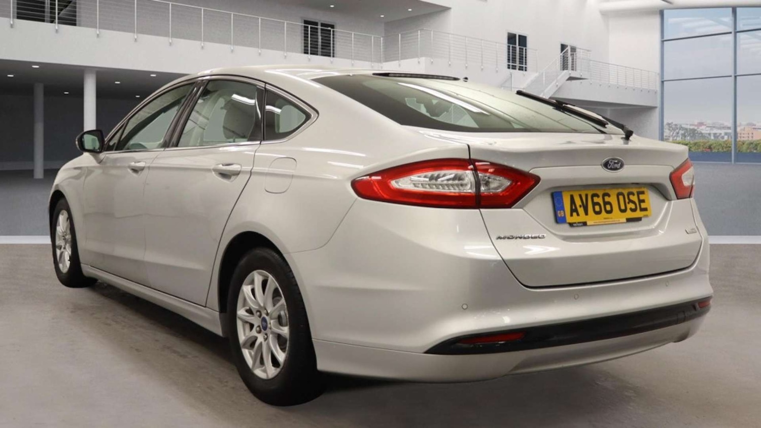 Used Ford Mondeo 2016 for sale - 76411981: Photo 3