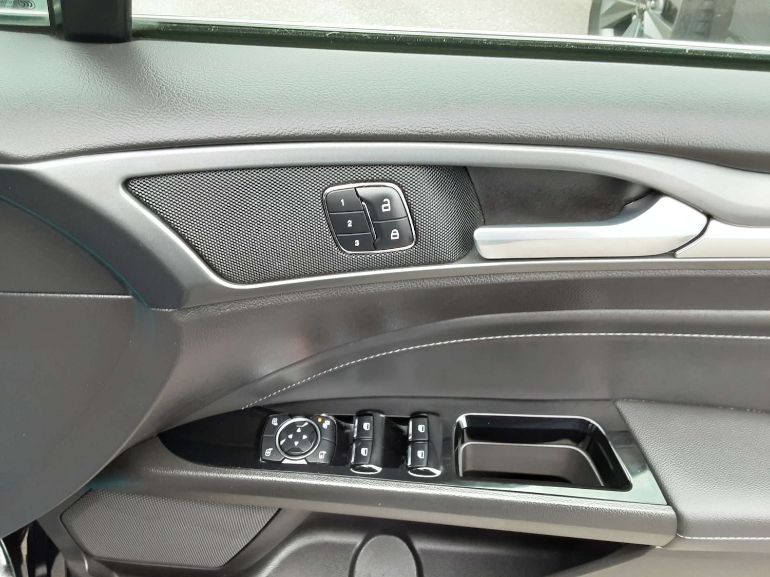 Used Ford Mondeo 2018 for sale - 76404639: Photo 26