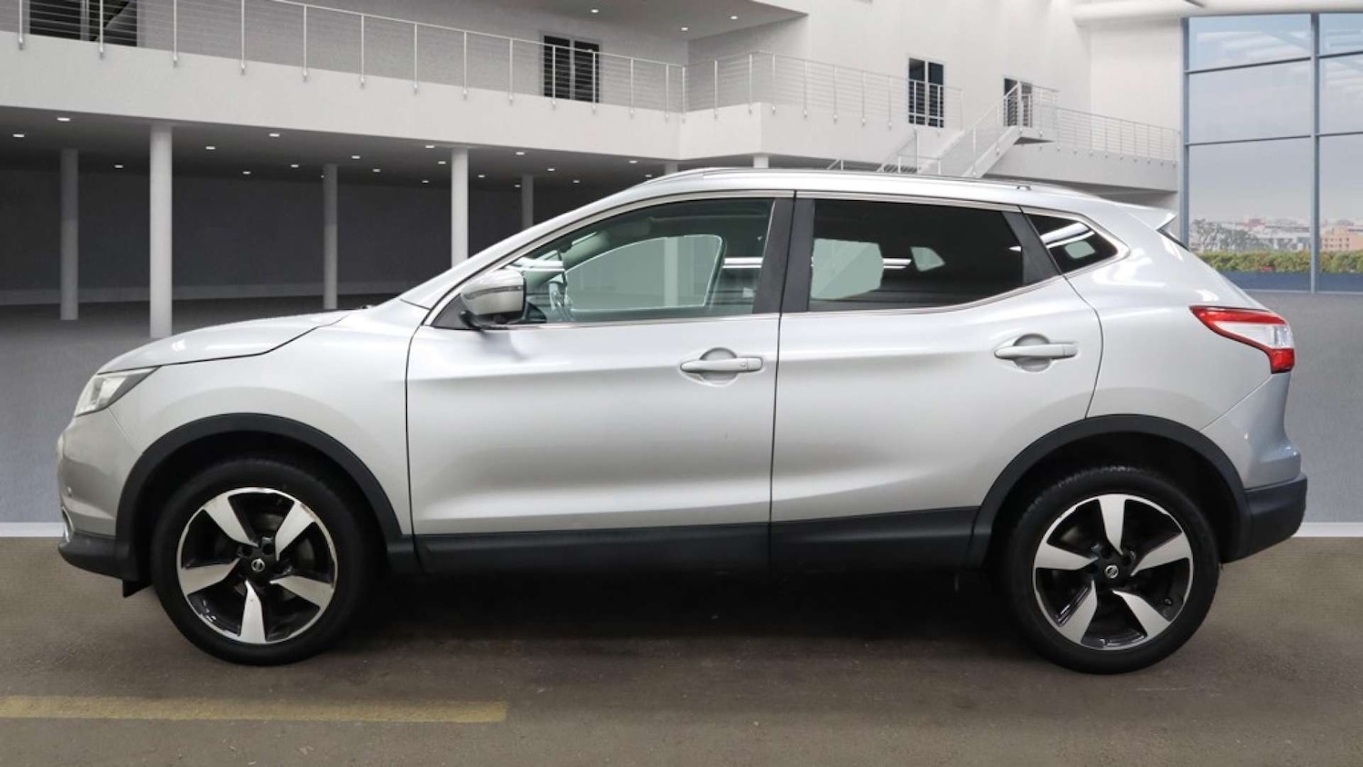 Used Nissan Qashqai 2016 for sale - 76407733: Photo 13