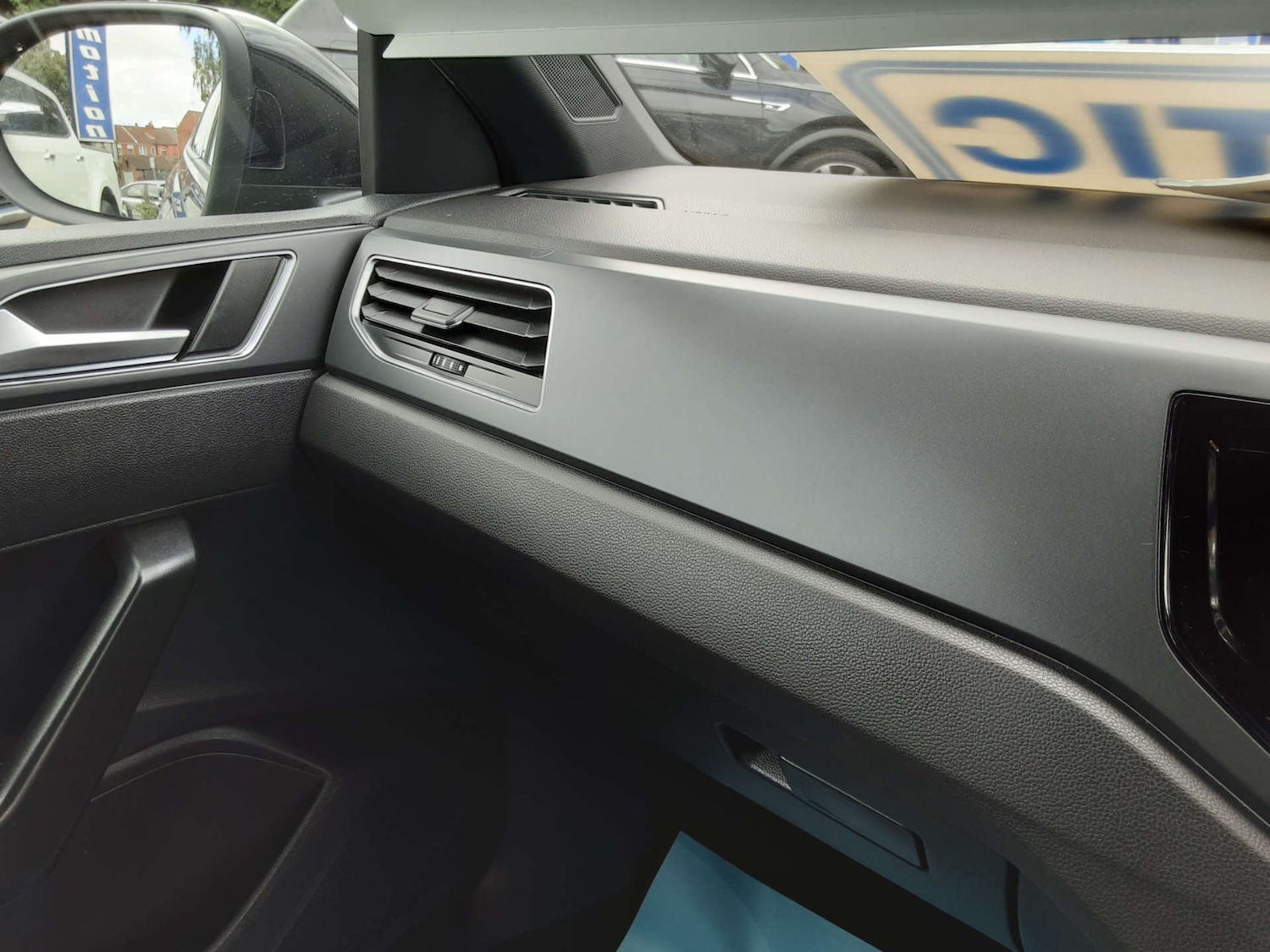 Used Volkswagen Taigo 2022 for sale - 76404562: Photo 29