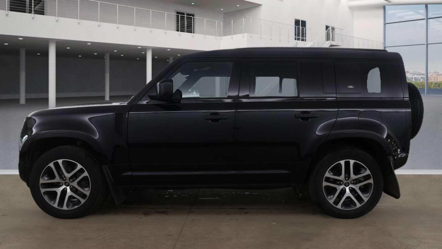 Used Land Rover Defender 2021 for sale - 78046745: Photo 12