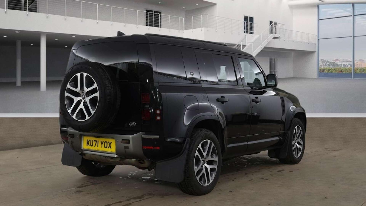 Used Land Rover Defender 2021 for sale - 78046745: Photo 6