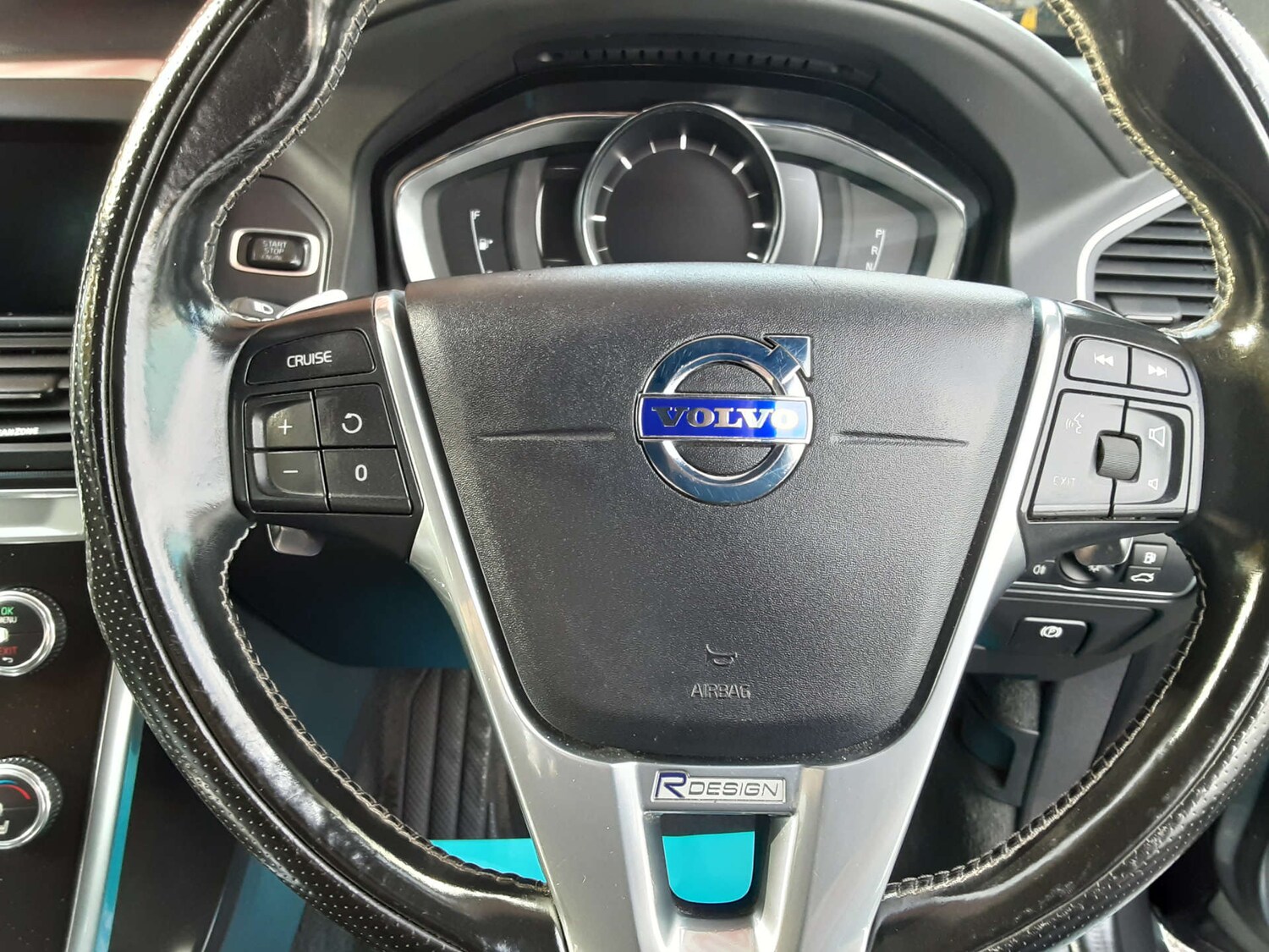 Used Volvo XC60 2017 for sale - 76497672: Photo 28