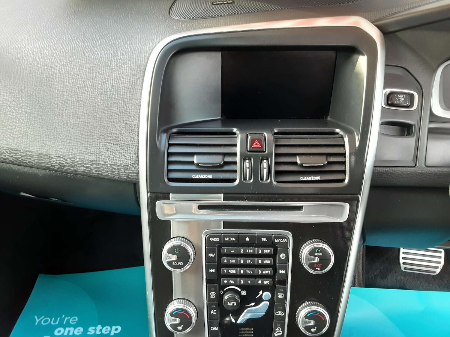 Used Volvo XC60 2017 for sale - 76497672: Photo 30