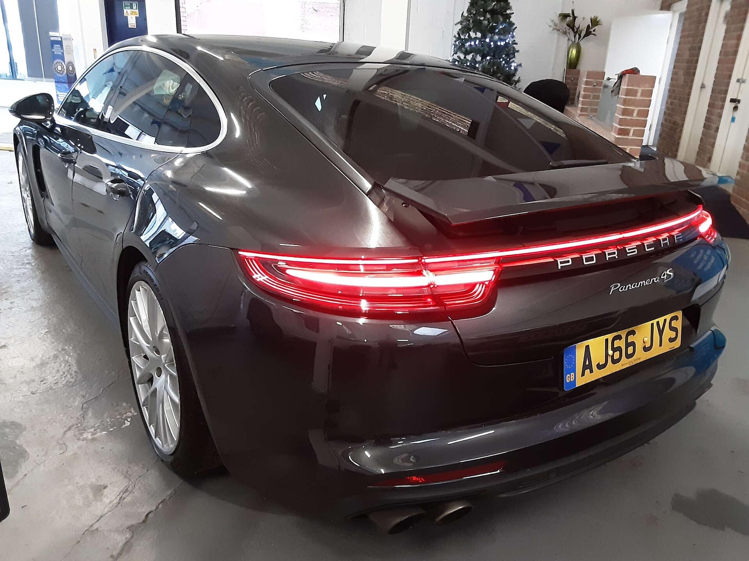 Used Porsche Panamera 2017 for sale - 76807608: Photo 12