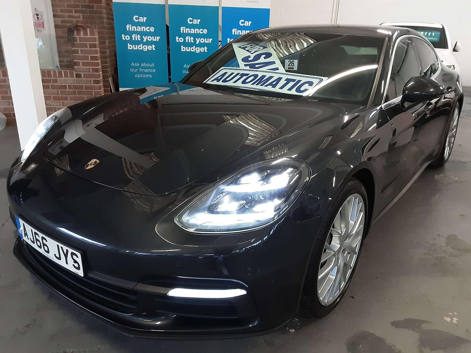 Used Porsche Panamera 2017 for sale - 76807608: Photo 3