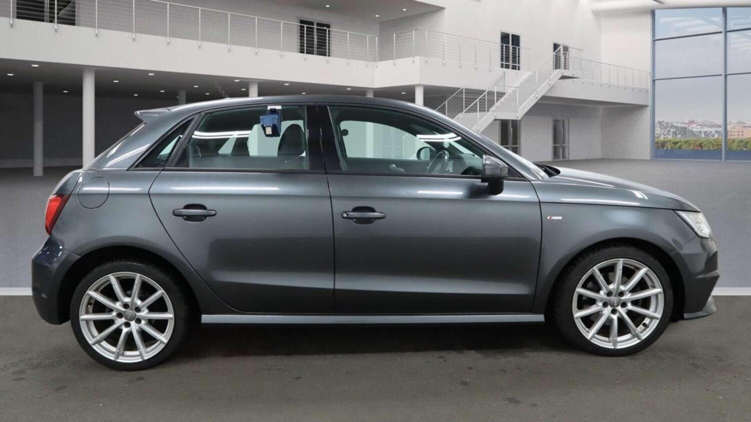 Used Audi A1 2015 for sale - 78058437: Photo 19