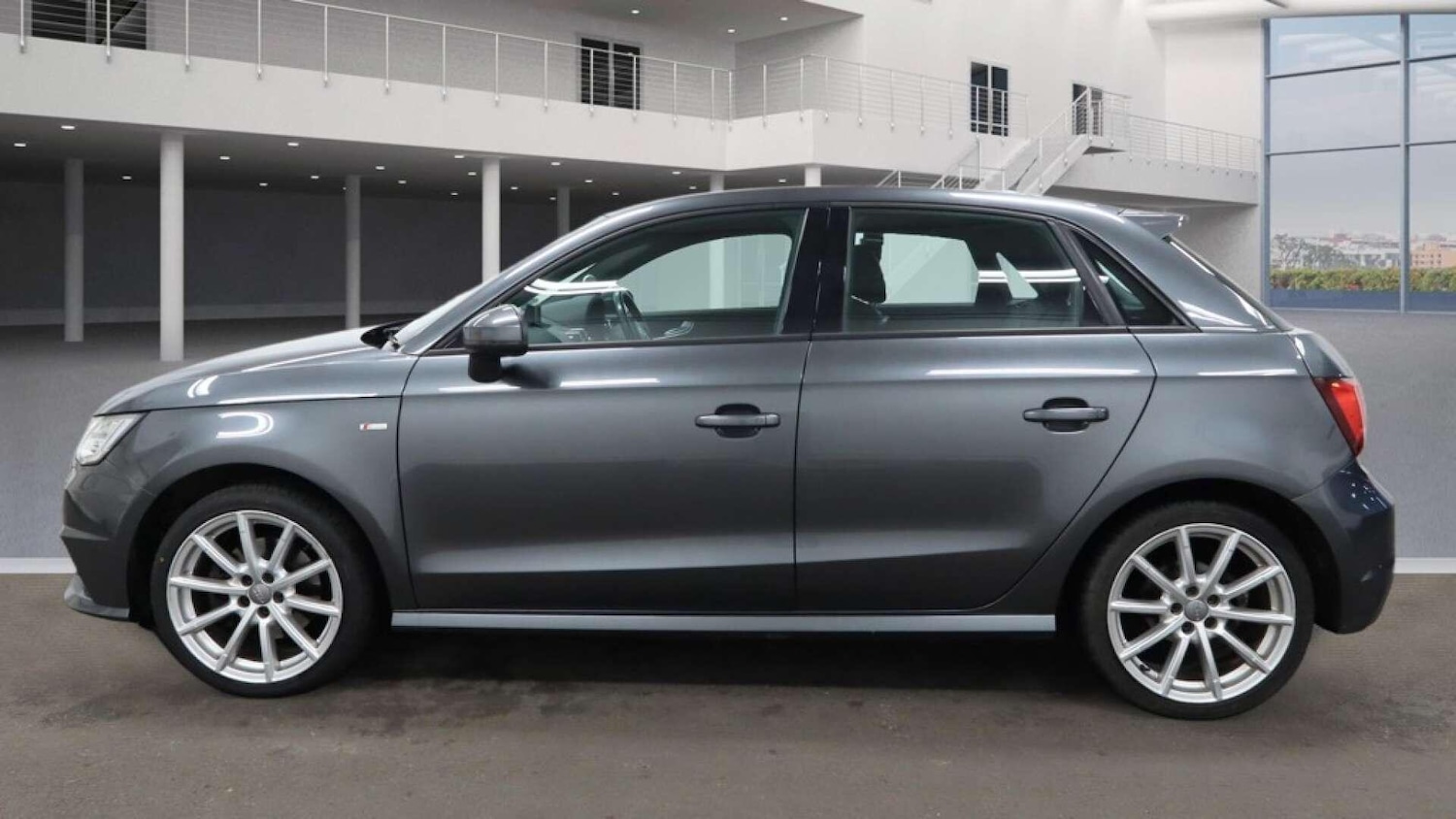Used Audi A1 2015 for sale - 78058437: Photo 9