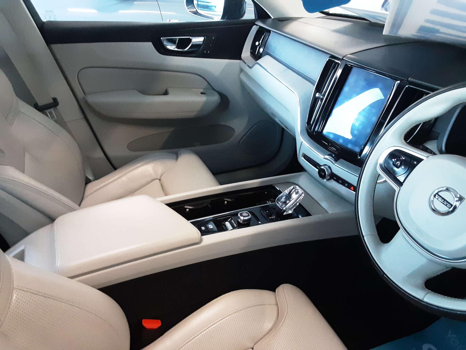 Used Volvo XC60 2020 for sale - 76807722: Photo 21