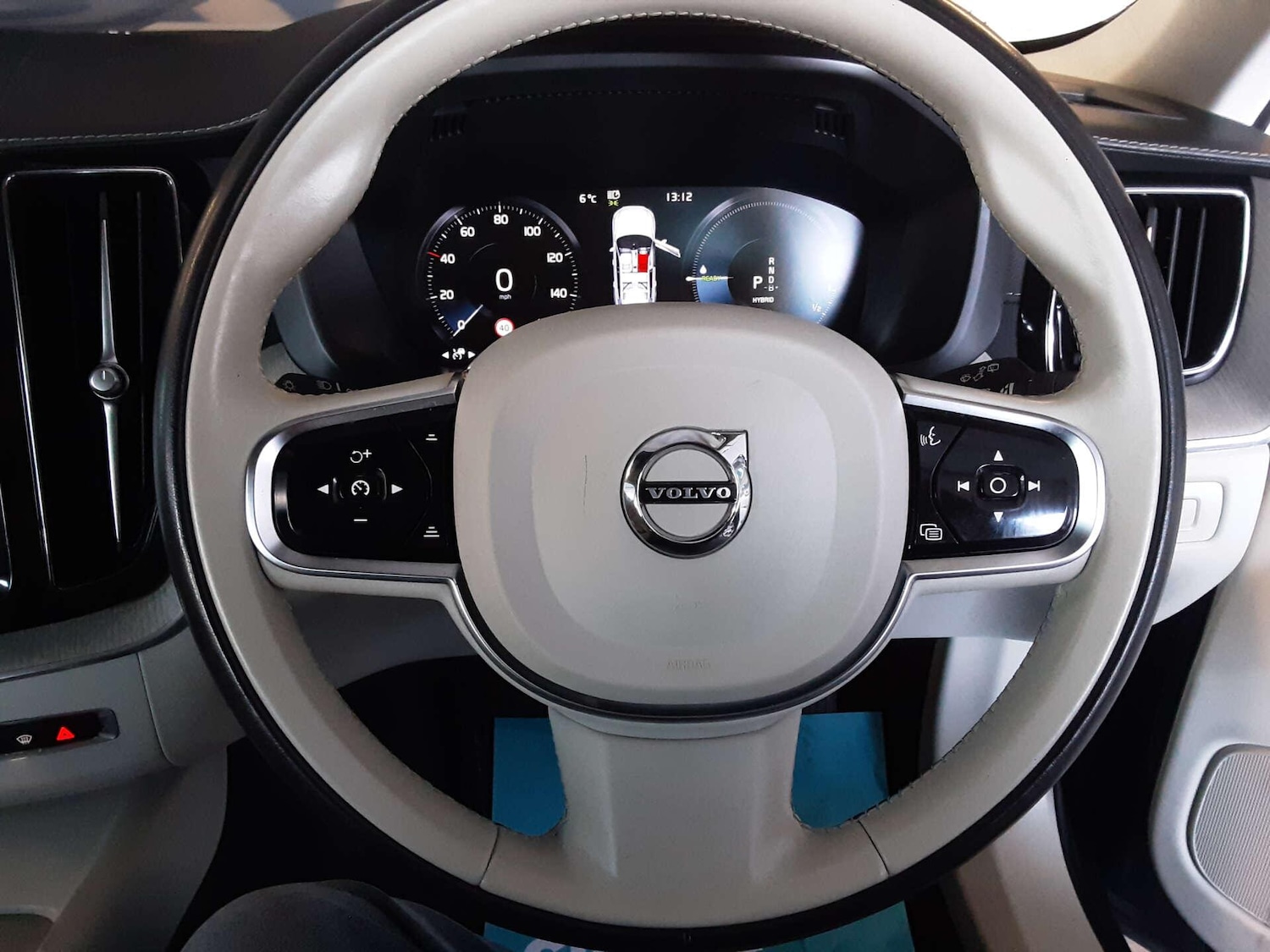 Used Volvo XC60 2020 for sale - 76807722: Photo 31