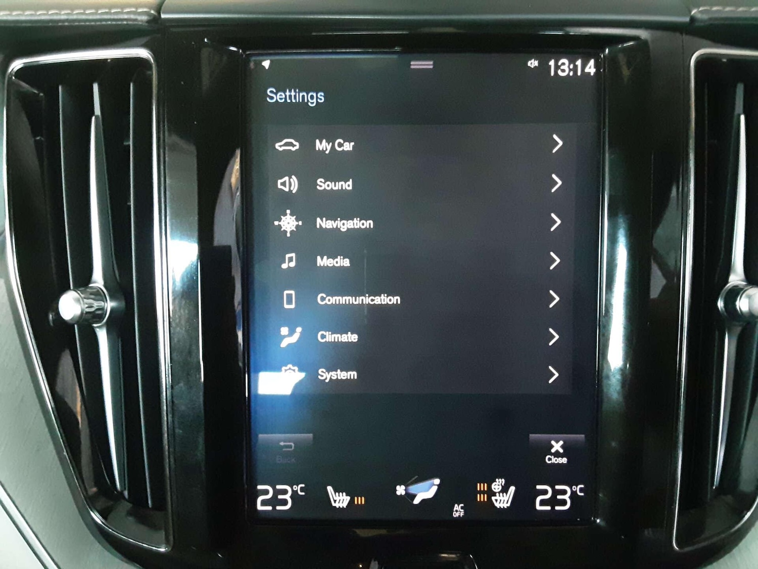 Used Volvo XC60 2020 for sale - 76807722: Photo 44