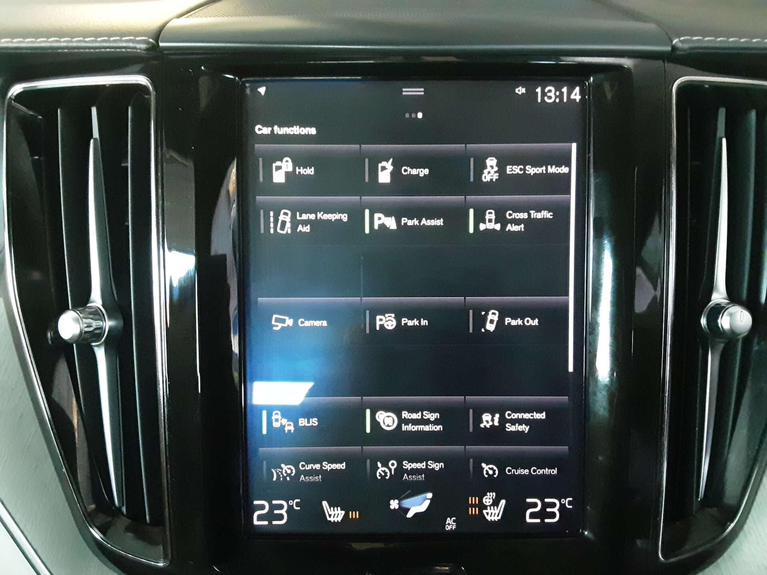 Used Volvo XC60 2020 for sale - 76807722: Photo 46