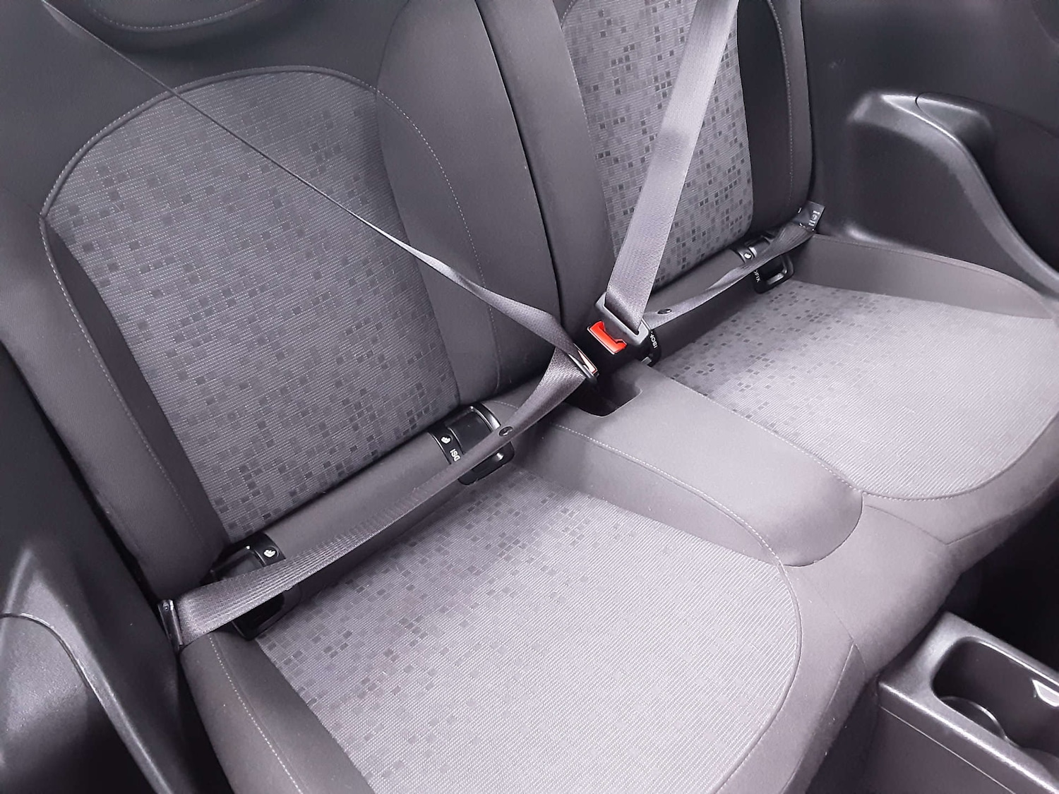 Used Vauxhall ADAM 2015 for sale - 76497666: Photo 17