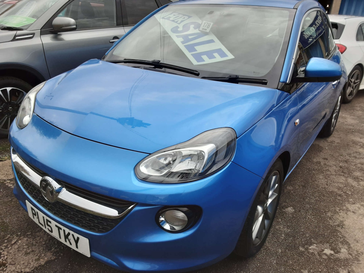 Used Vauxhall ADAM 2015 for sale - 76497666: Photo 3