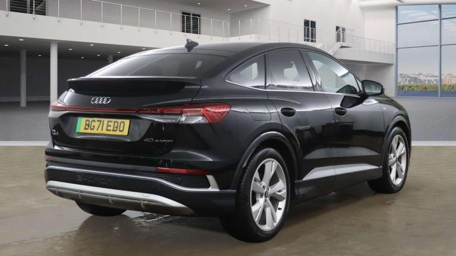 Used Audi Q4 e-tron 2021 for sale - 77156522: Photo 4