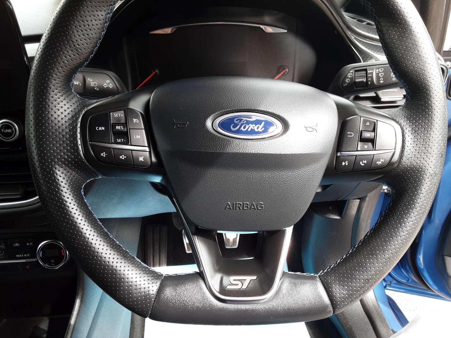 Used Ford Fiesta 2019 for sale - 76807673: Photo 28