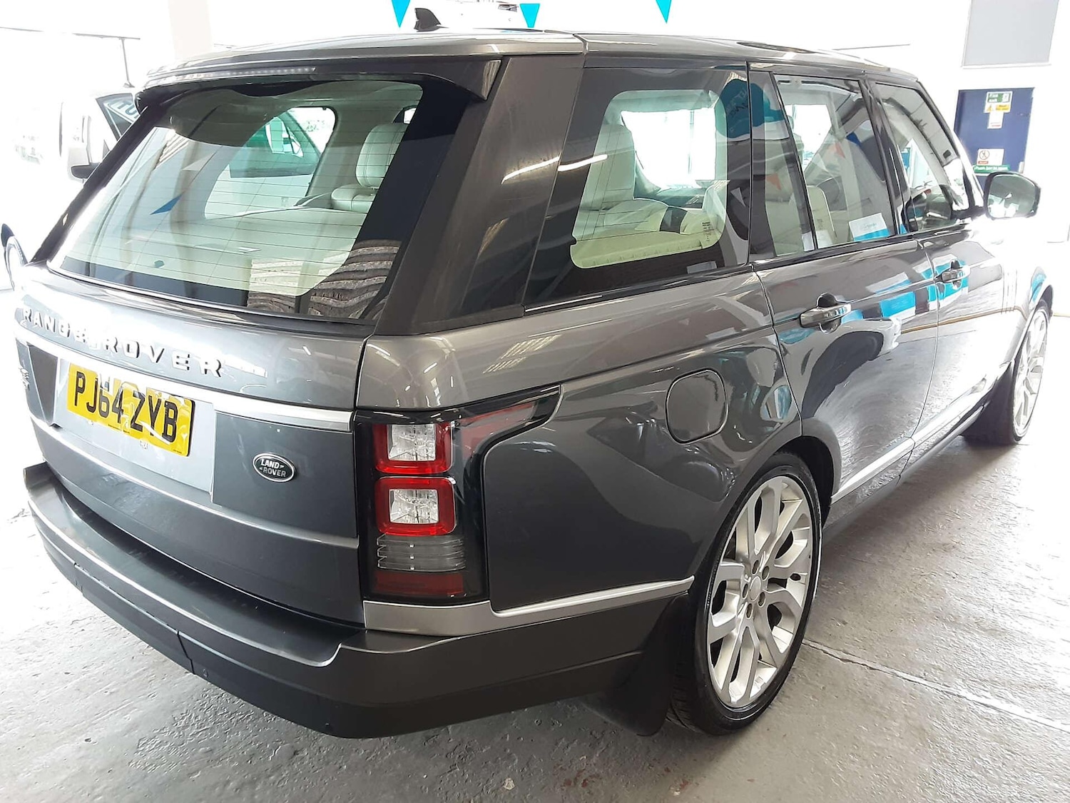 Used Land Rover Range Rover 2014 for sale - 76807654: Photo 11