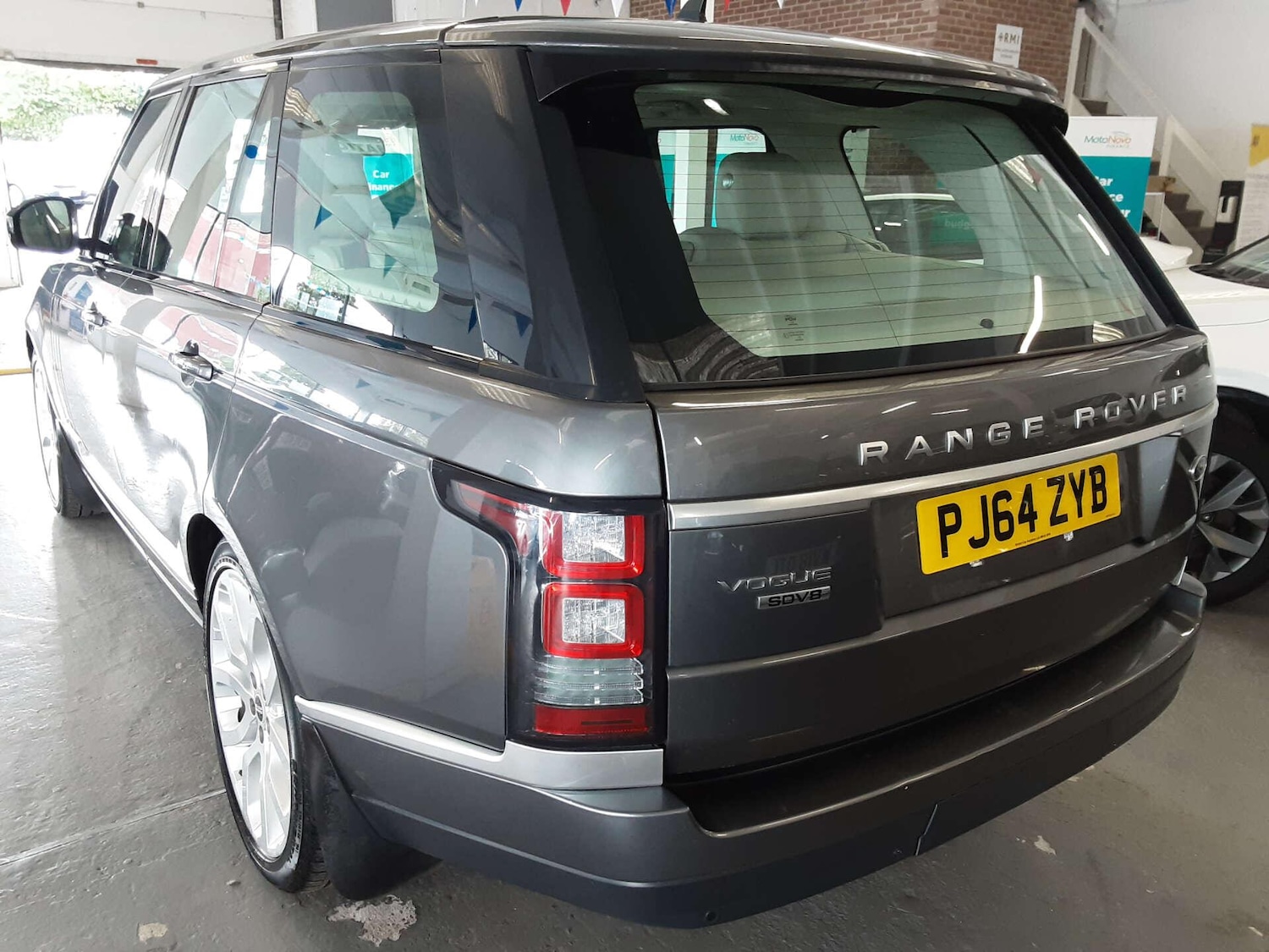 Used Land Rover Range Rover 2014 for sale - 76807654: Photo 16