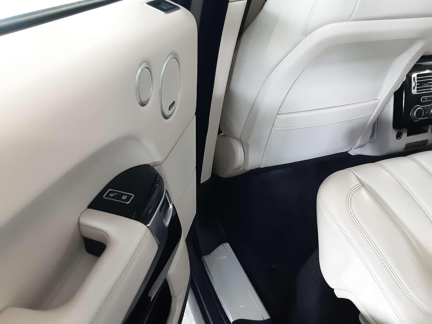 Used Land Rover Range Rover 2014 for sale - 76807654: Photo 30