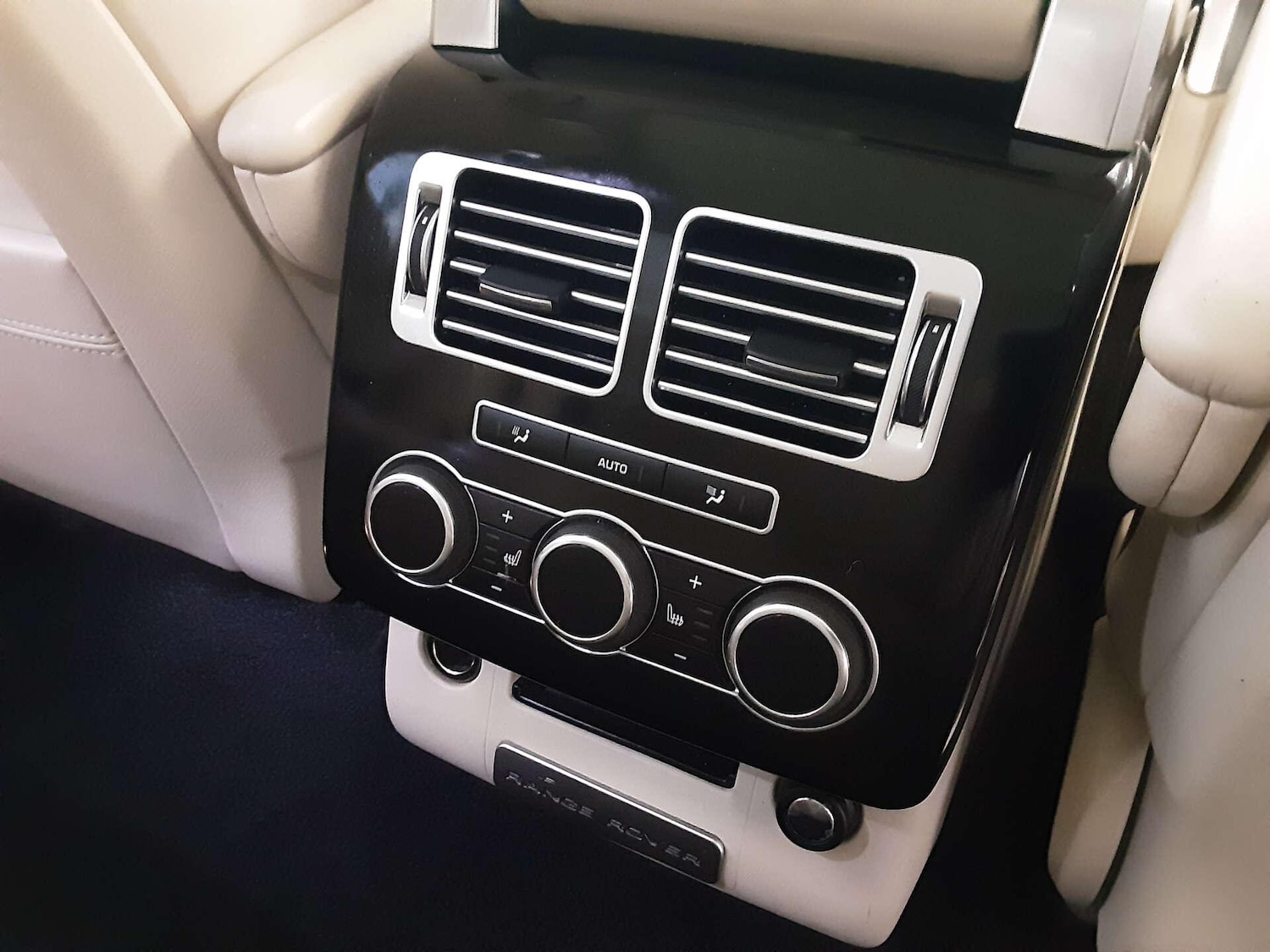 Used Land Rover Range Rover 2014 for sale - 76807654: Photo 35