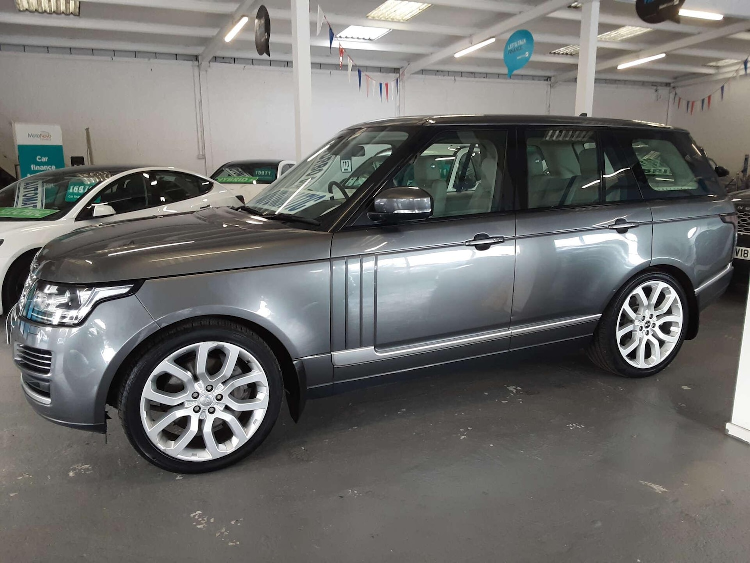 Used Land Rover Range Rover 2014 for sale - 76807654: Photo 9