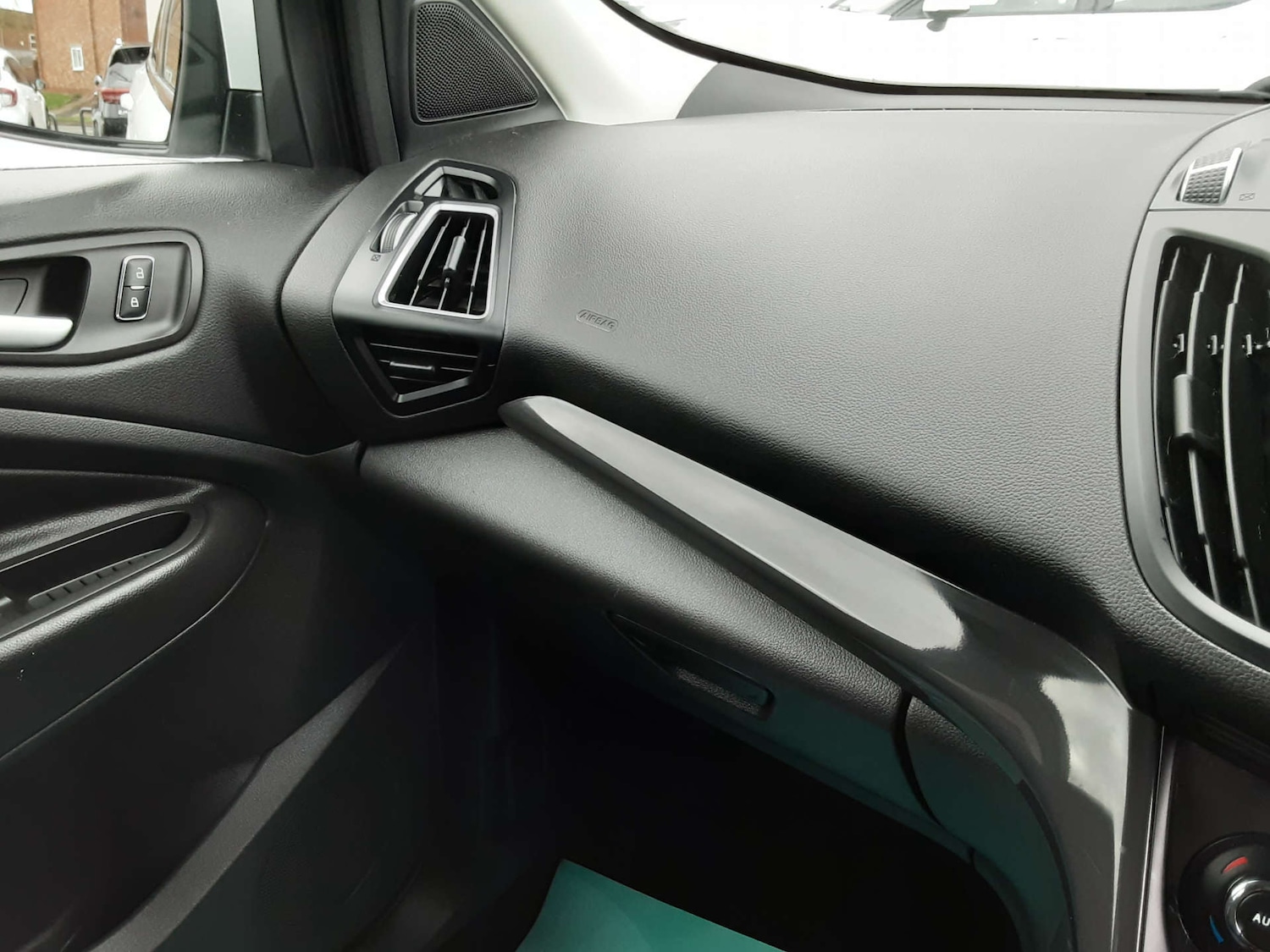 Used Ford Kuga 2016 for sale - 76479009: Photo 26