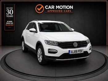 Used Volkswagen T-Roc 2019 for sale - 79061779: Photo