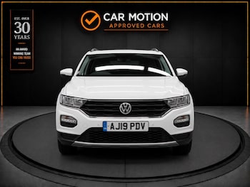 Used Volkswagen T-Roc 2019 for sale - 79061779: Photo