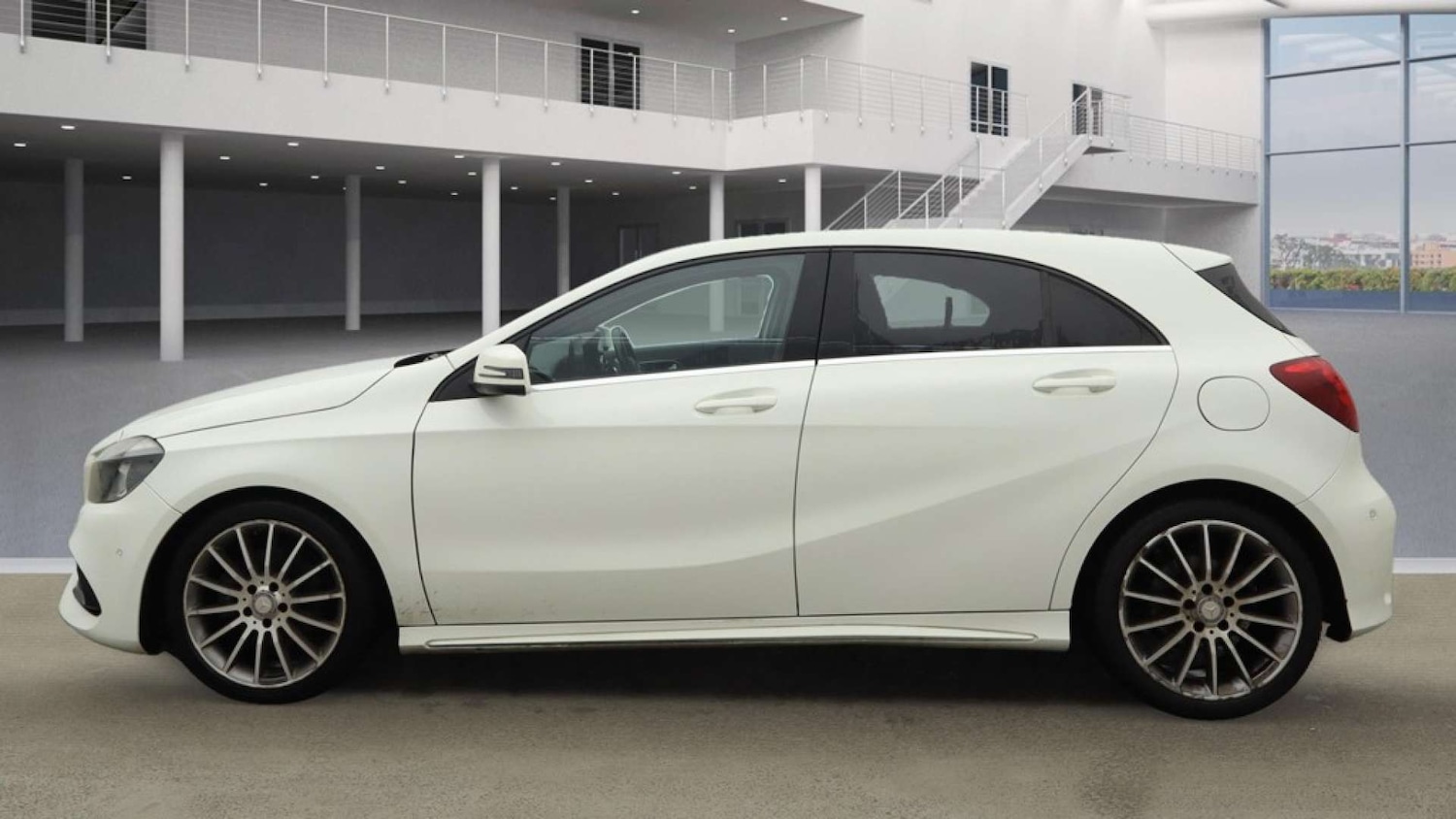 Used Mercedes-Benz A-Class 2016 for sale - 76579667: Photo 11