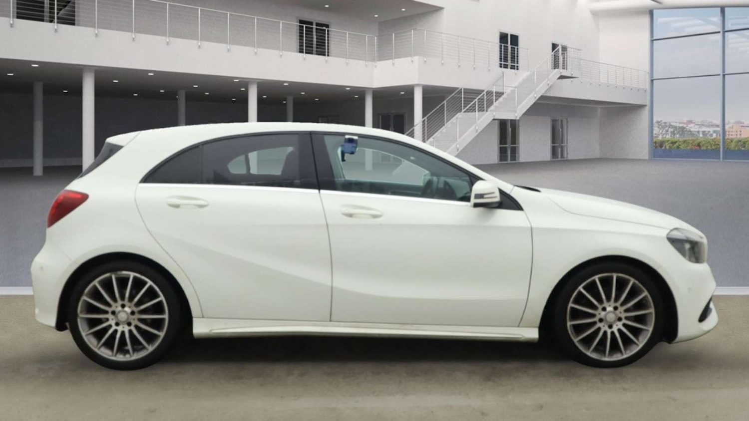 Used Mercedes-Benz A-Class 2016 for sale - 76579667: Photo 8