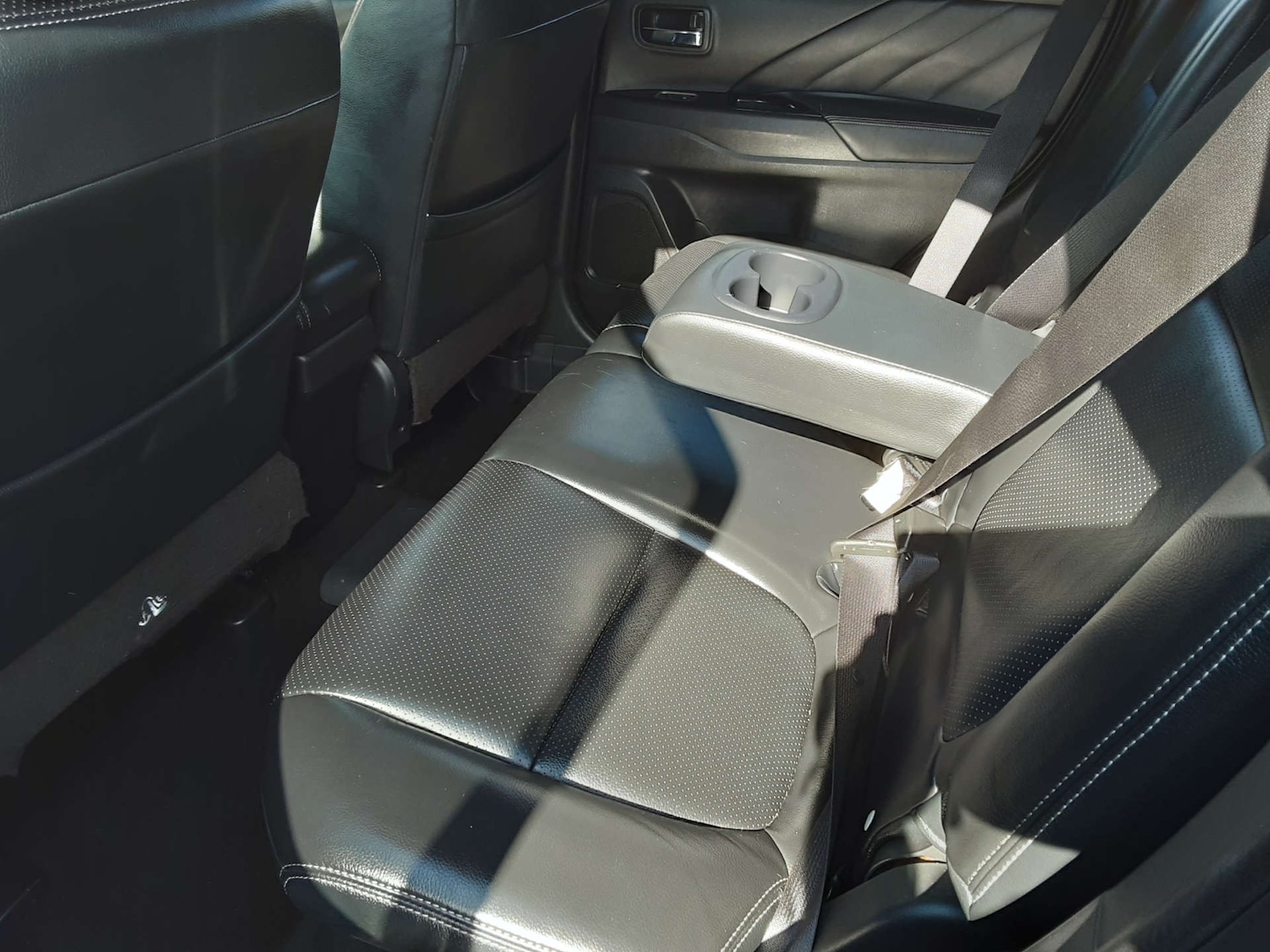 Used Mitsubishi Outlander 2017 for sale - 76407738: Photo 23