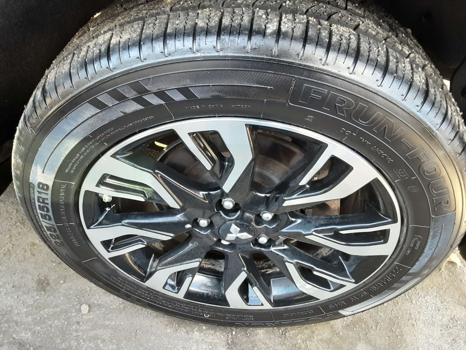 Used Mitsubishi Outlander 2017 for sale - 76407738: Photo 39