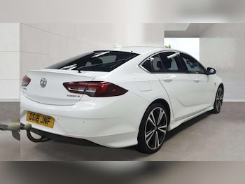 Used Vauxhall Insignia 2018 for sale - 78334440: Photo