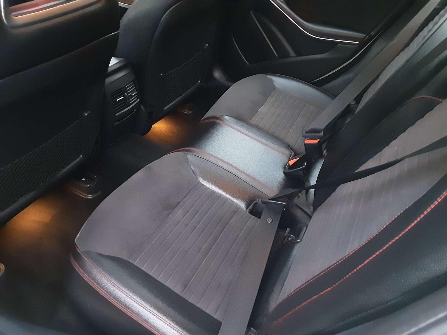 Used Mercedes-Benz A-Class 2016 for sale - 76823543: Photo 28