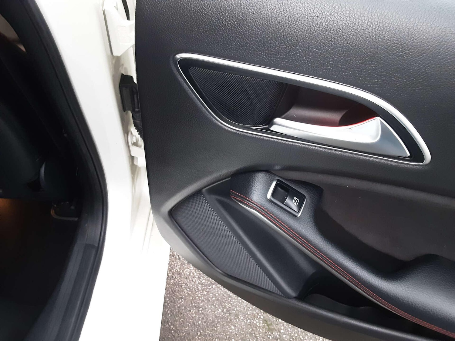 Used Mercedes-Benz A-Class 2016 for sale - 76823543: Photo 32