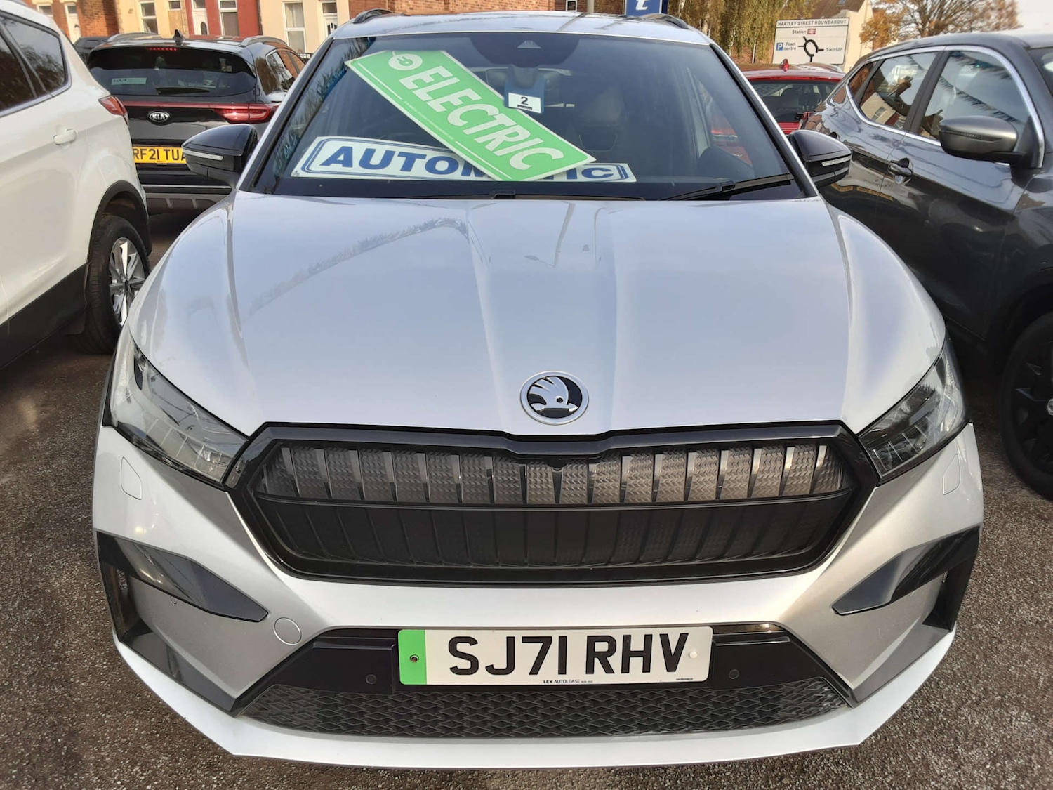 Used Skoda Enyaq 2021 for sale - 76407724: Photo 2