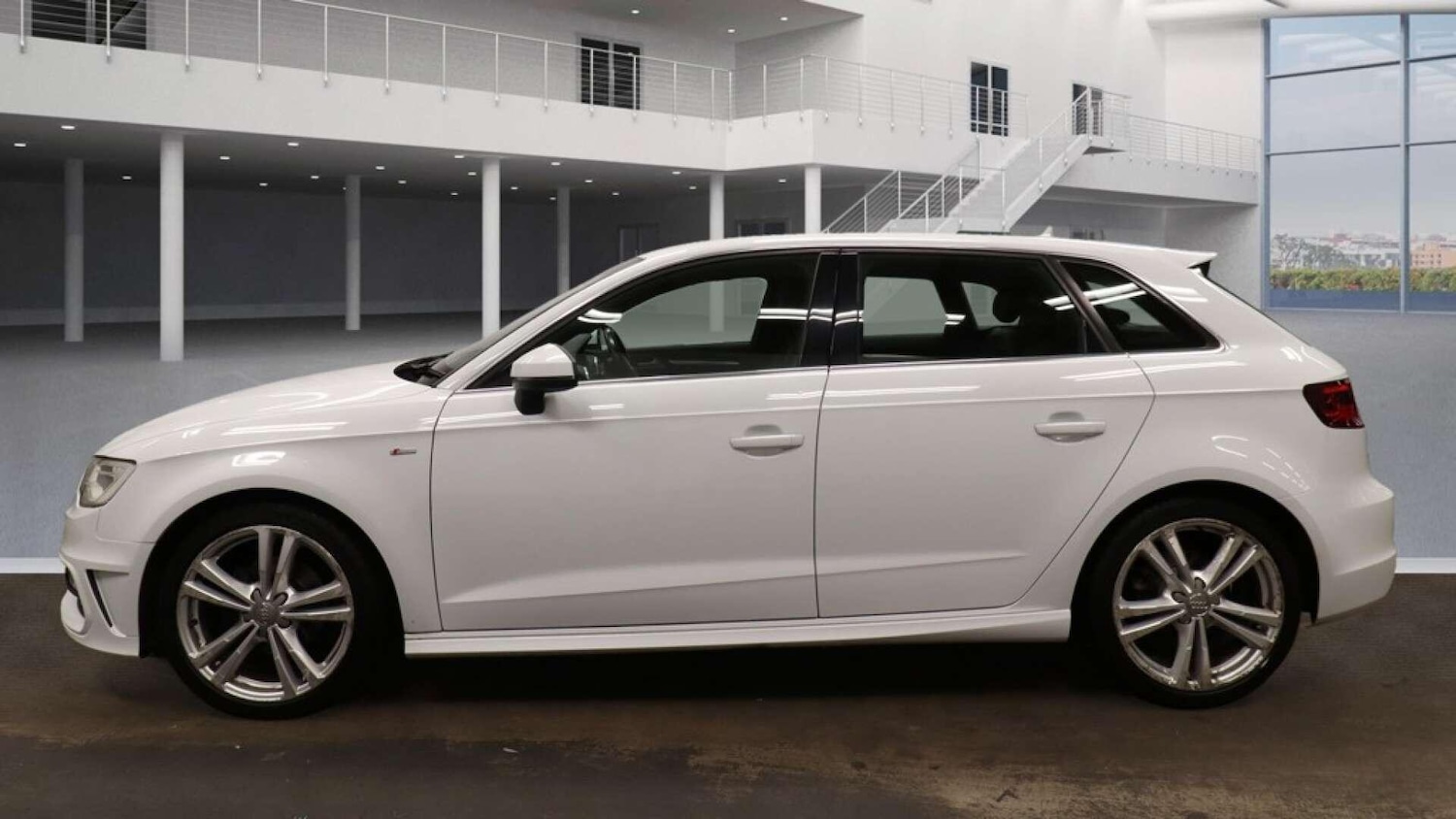 Used Audi A3 2016 for sale - 76807637: Photo 12