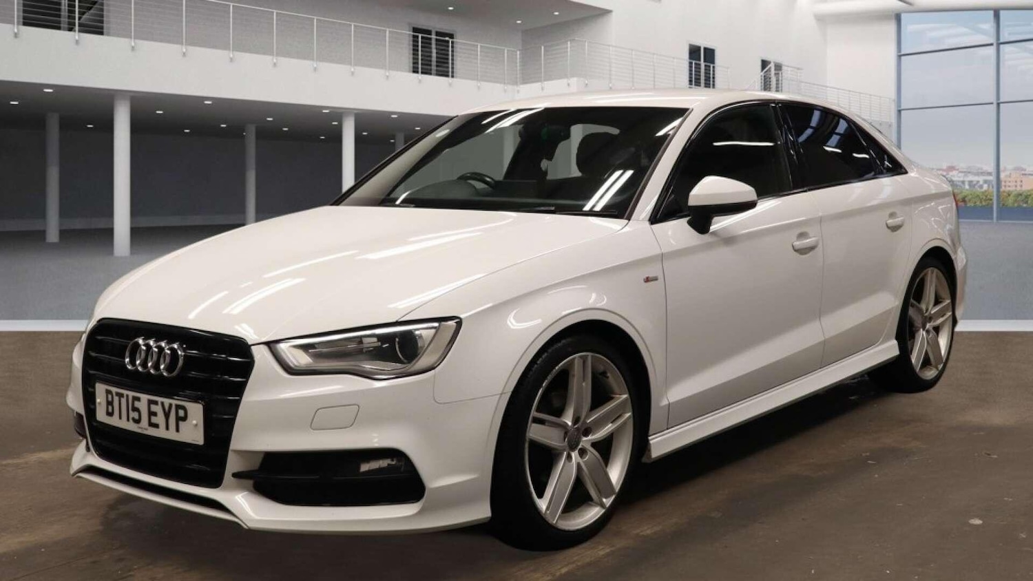 Used Audi A3 2015 for sale - 77670390: Photo 2