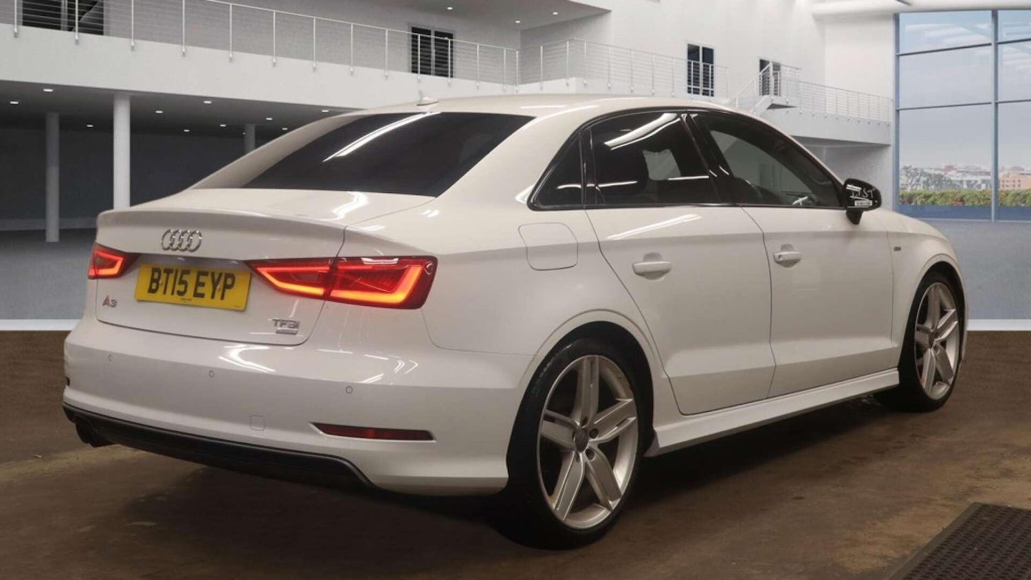 Used Audi A3 2015 for sale - 77670390: Photo 4