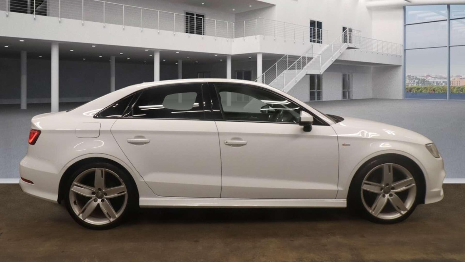 Used Audi A3 2015 for sale - 77670390: Photo 6