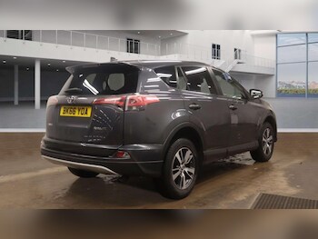 Used Toyota RAV4 2016 for sale - 77441334: Photo