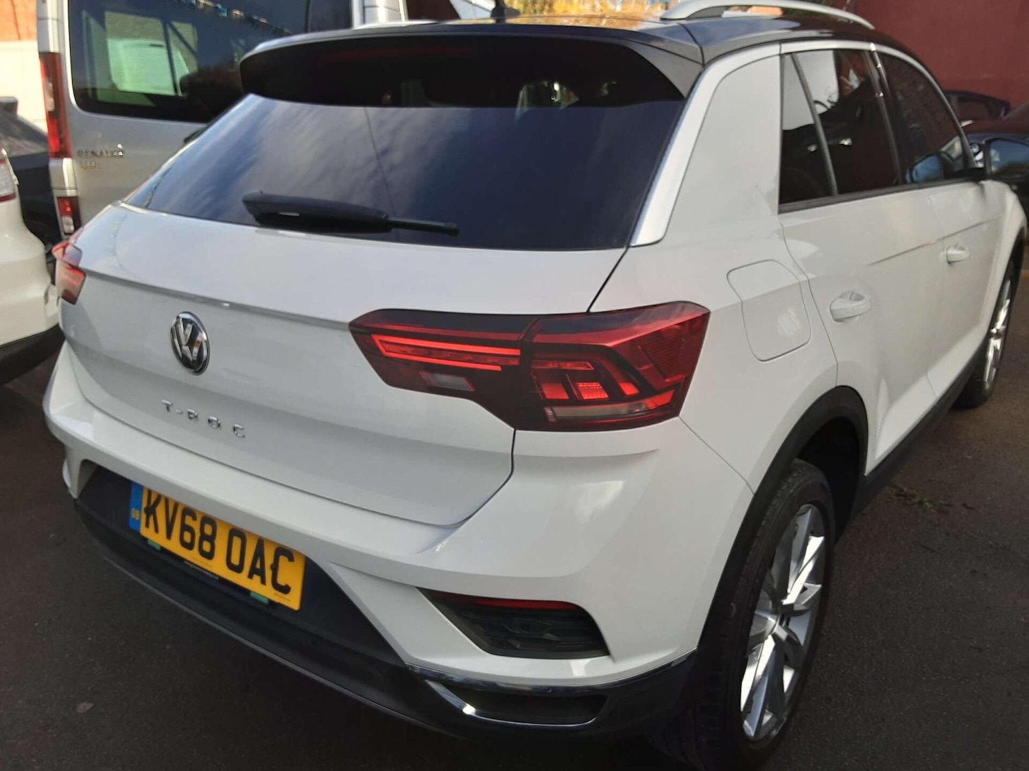 Used Volkswagen T-Roc 2018 for sale - 76807597: Photo 16