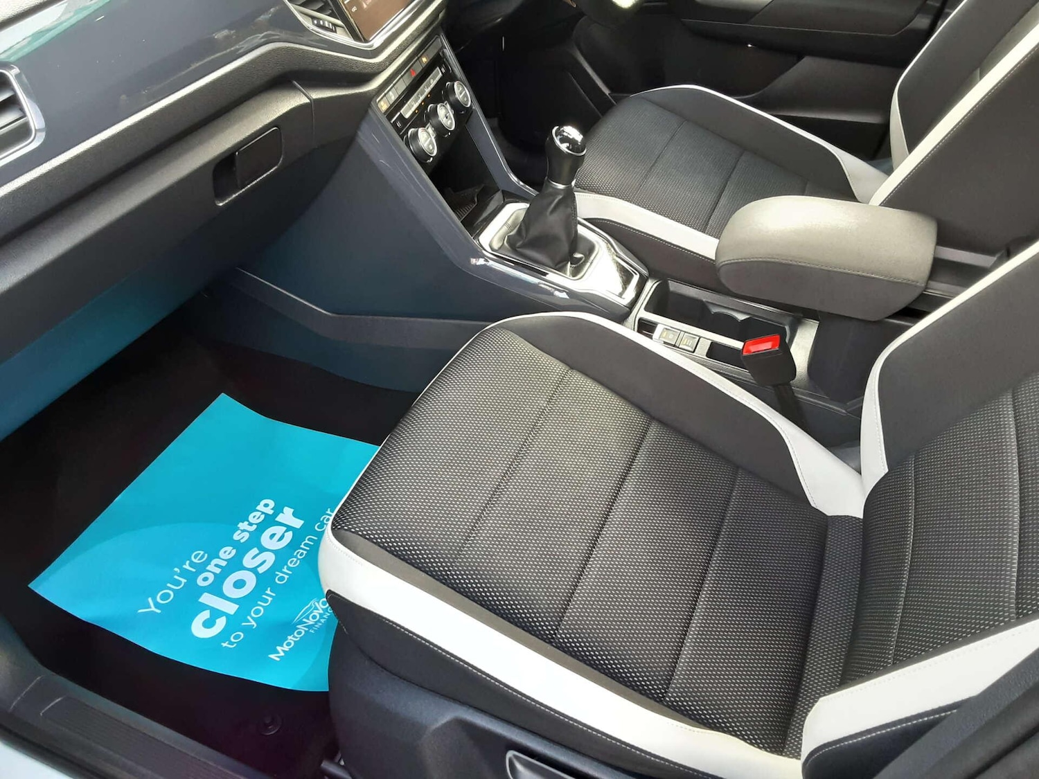 Used Volkswagen T-Roc 2018 for sale - 76807597: Photo 23