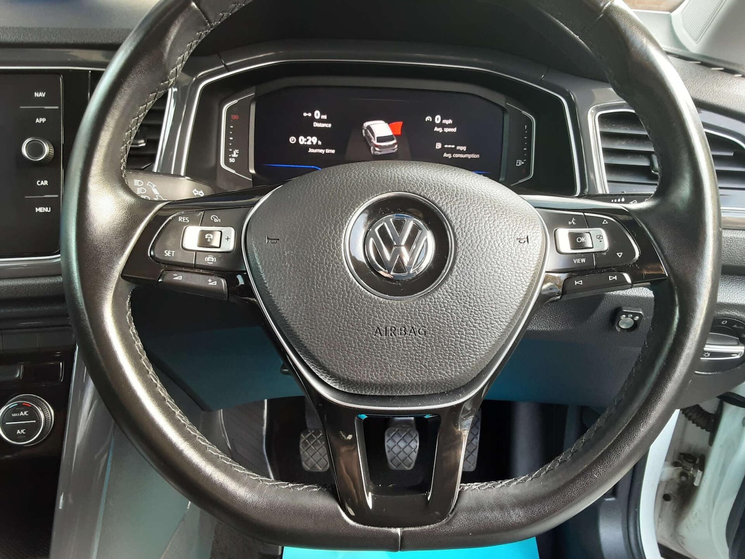 Used Volkswagen T-Roc 2018 for sale - 76807597: Photo 30