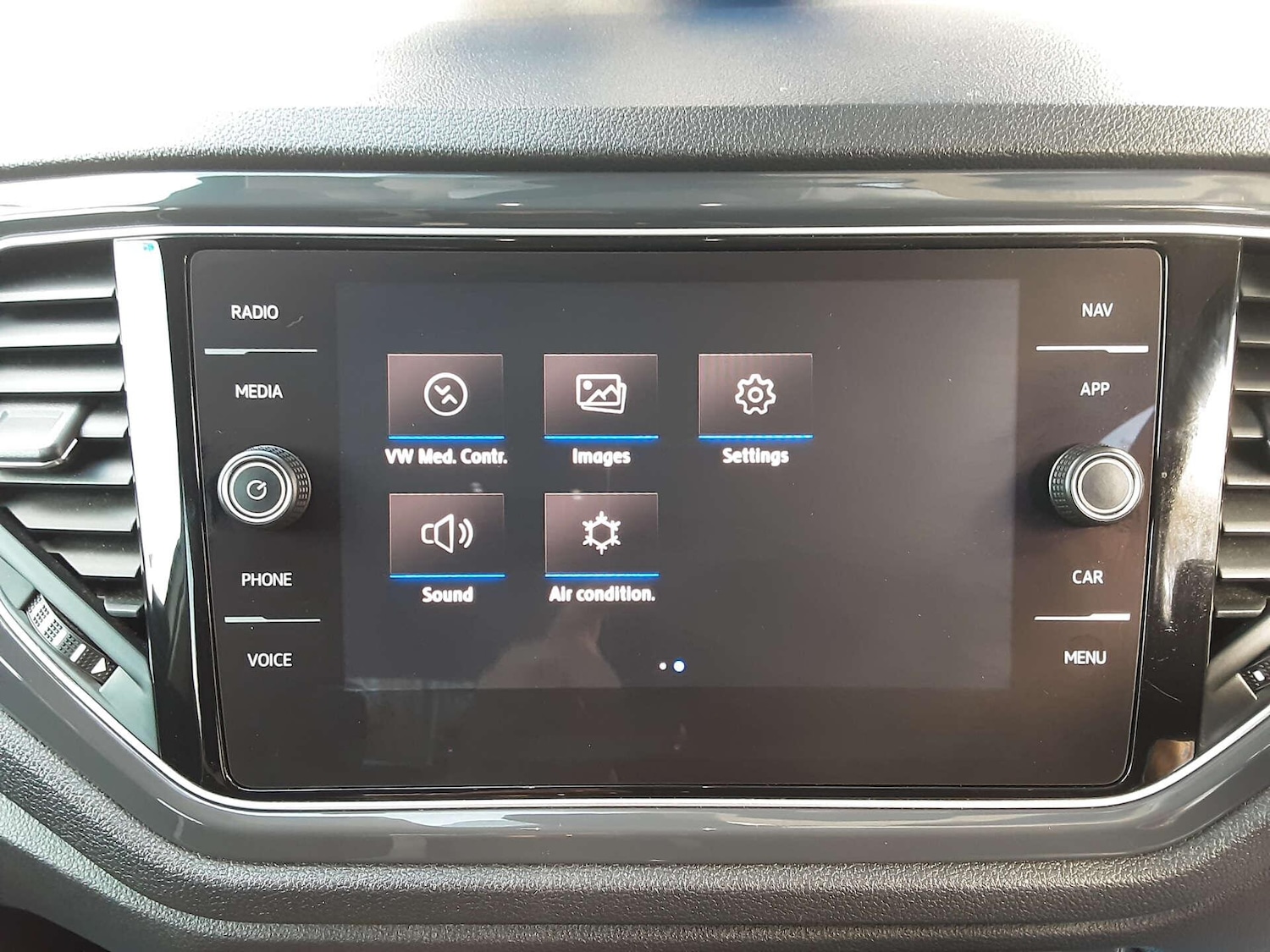 Used Volkswagen T-Roc 2018 for sale - 76807597: Photo 35